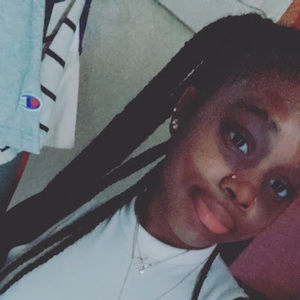 Meet your Posher, Monie